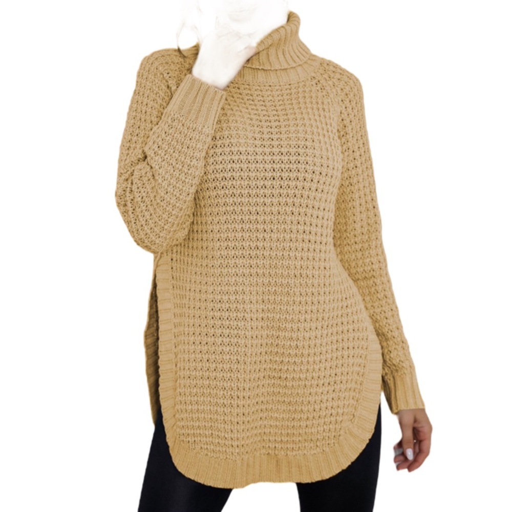 Chunky Knit Turtleneck in Dijon